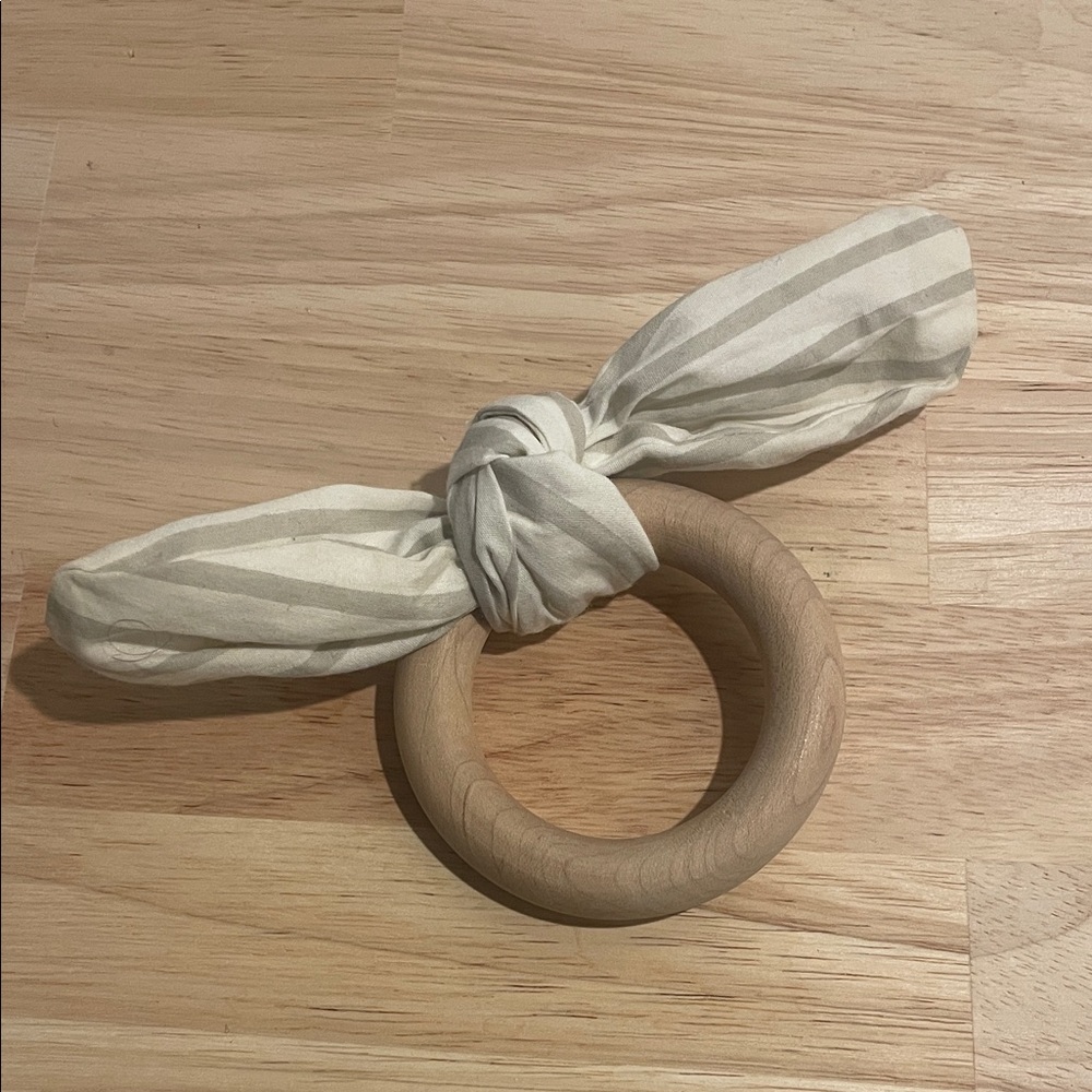 Pehr  Wooden Teether Ring